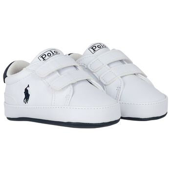 حذاء أولاد رياضي بالشعار باللون الأبيض